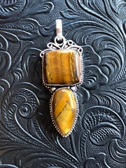 Artisan Southwest Tiger’s Eye Deep Golden Hues Totem Pendant Ornate Bezel 2.5″