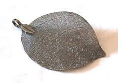 55-75mm Natural Leave Gun Black Plated Pendant – Real Nature Walnut Tree Leaf