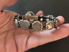 ARNOLD GOLDSTEIN STERLING SILVER LEATHER CONCHO BRACELET SIGNED HEART FLOWER