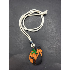 Vintage 90s Handcrafted Pumpkin with Black Cat Necklace 2″ Pendant 24″ String YK