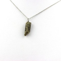 Raw Epidote Necklace. 6.99 Ct. Belledonne, Isère, France.