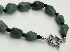 Green Aventurine Rough Faceted Chunk Bead Necklace Lobster Clasp 20″, Inclusions