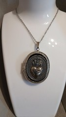 Sacred Heart Locket Necklace Great Gift Family Mother Daughter Birthday