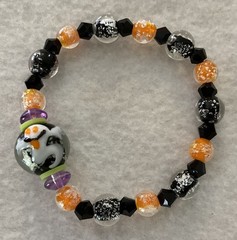 Spooky Ghost Halloween Luminous Glow In Dark LampWork Glass Beaded Bracelet