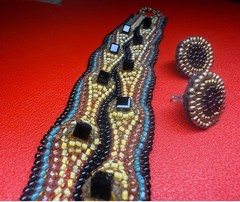 Handmade Seed Bead Cuff Bracelet Earrings Set Tribal Boho Wearable Art BlackGold