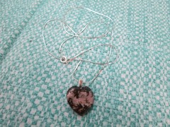 Agate PUFFY HEART Pendant 24″ 18K White Gold Plated Cobra Chain – / Y