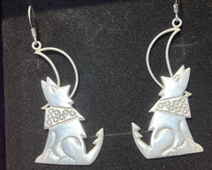 Vintage NAI Sterling Silver .925 Wolf & Scarf Howling at Moon Drop Earrings