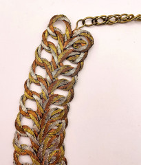 Vintage Artisan Interlocking Tri Color Metal Twisted Wire Collar Necklace Stmt