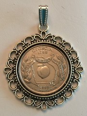 Inventory Clearance Sale *FRAMED U.S. COMMEMORATIVE STATE QUARTER PENDANT: F-I