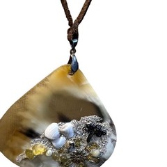 HANDMADE & ECO- FRIENDLY HORN PROTECTIVE CHAIN AND PENDANT