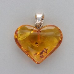 Hand Carved BALTIC AMBER Heart Pendant – 925 STERLING SILVER – Poland #2255e
