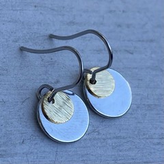 Min Favorit Mixed Metal Minimalist Brushed Gold & Shiny Silver Drop Earrings