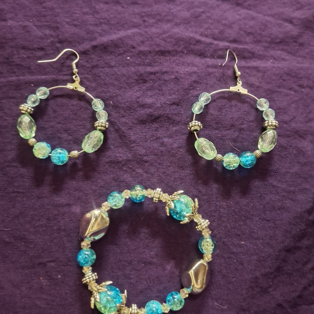 Handcrafted Jewelry Set Blue Green Glass Bead Earrings Bracelet Bohemian