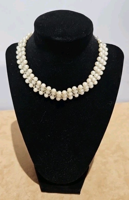 VINTAGE 3 STRAND 15″ BEADED CHOKER WITH FAUX PEARLS & SMALL WHITE GLASS BEADS