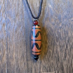 Tibetan DZI Agate Beaded Necklace 虎牙天珠 已開光