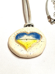Rustic Heart White Yellow Blue Polymer Clay Oval Pendant Necklace 19″ Boho GUC