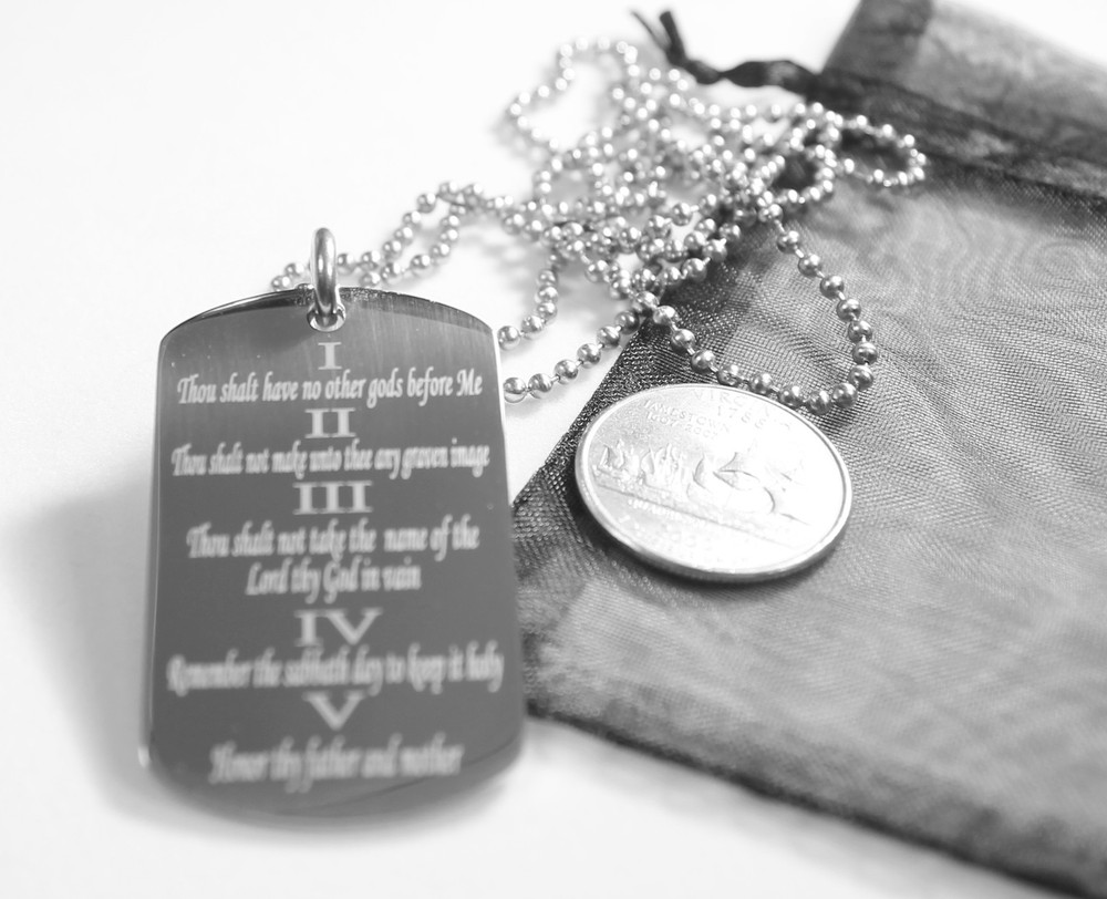 THE TEN COMMANDMENTS DOG TAG NECKLACE RELIGIOUS STAINLESS STEEL