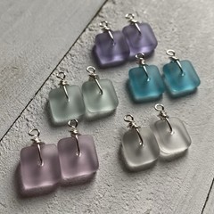 Min Favorit 5 Sets Of 2 Cultured Sea Glass Square Silver Pl Charms 7-8mm 10pcs