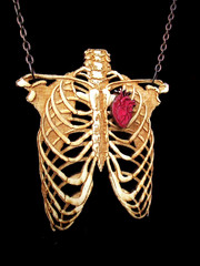 UNIQUE MACABRE LASER-CUT WOODEN TORSO PENDANT & CHAIN – HALLOWEEN – USA