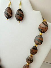 Gold & Red/Brown 3/4″ x 1″ Pear Shaped Jasper 23″ Beaded Necklace/Earring Set
