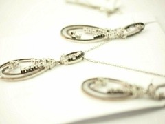 Ladies 43 Stone Cubic Zirconia Pendant and Earring set Sterling Silver $330 New