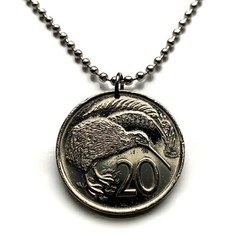 1979 New Zealand 20 Cents coin pendant Kiwi bird Wellington Marae Koruru n000256