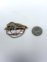 EXQUISITE WIRE WRAPPED GEMSTONE ARTIST SIGNED MIXED METALS ABSTRACT PIN ***