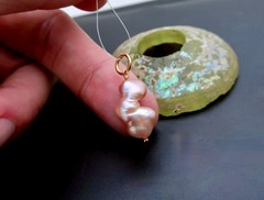 EXOTIC FRESHWATER METALLIC APRICOT IRIDESCENT RAINBOW AAA KESHI PEARL PENDANT