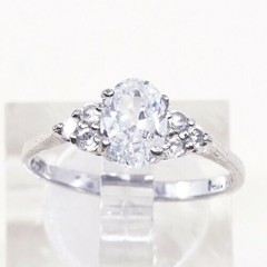 Sz 7, Vtg Sterling silver Engagement ring, 925 silver band W/ CZ