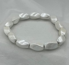 Natural White Mother of Pearl Shell Twisted Tubes Beaded Stretch Braceletb