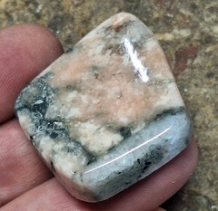 Unique Michigan Pink And White Calcite Freeform Pendant – Keweenaw Lava Rock