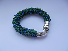 Bracelet KUMIHIMO «GREEN DRAGON» ~ 19cm (7,5″). Handmade.