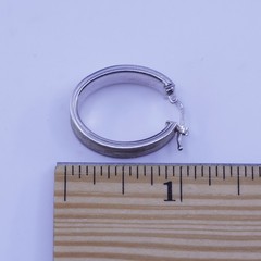 1.25”, vtg Sterling silver handmade earrings, oval 925 matte glittering hoops