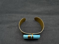SIGNED JAN MICHAELS SAN FRANCISCO CUFF HAMMERED BRASS TURQUOISE BRACELET