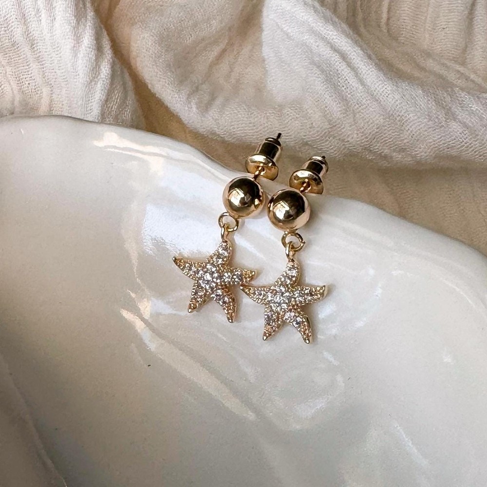 Gold Starfish Charm Drop Earrings, Coastal Jewelry, Gift for Her