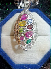 Vintage mixed gems silver ring US size 7.75 Ruby, Topaz, Zircon, Peridot, Garnet
