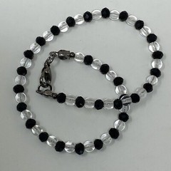 Handmade Anklet Round Clear and Faceted Black Glass Beads Black Metal 9.75″
