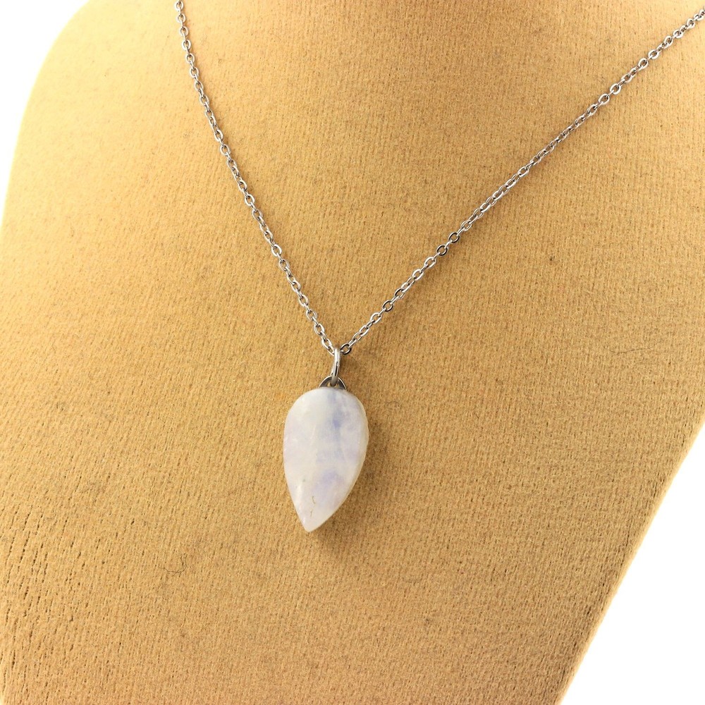 Raw Moonstone Necklace. 8.98 Ct. Meetiyagoda, Sri Lanka.