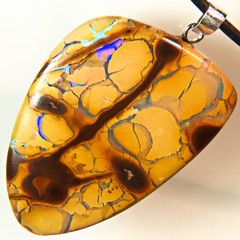 109c AUSTRALIAN QUEENSLAND LARGE BOULDER OPAL 925 SILVER PENDANT OCA19230