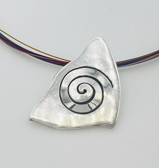 Artisan Sterling Silver Modernist Spiral Pendant Multicolor Wire Necklace 18 in