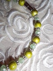 7 1/2 in Green PEARL & Green CRYSTAL Bead MAGNETIC Clasp Fashion Bracelet N-73