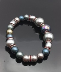 Enchanting South Sea Pearls Grays, Blues Red Accents Beaded Bracelet