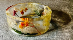 Delicate Handmade Resin Bangles with Real White & Pink Dried Flowers — Symbolic