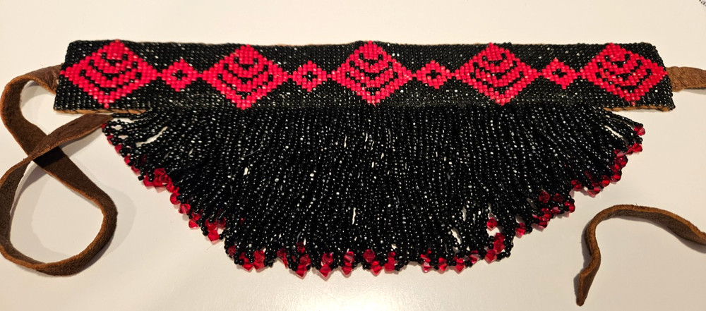 Seed bead choker Necklace purchased at Pendleton Roundup in 2000 Leather band