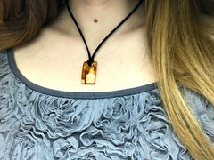 AMBER PENDANT Insect Gift Rectangular Baltic AMBER on Cord Unisex 4,6g 17897