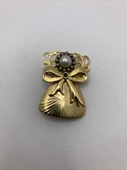 Handcrafted Christmas Bow Angel Pin Brooch Angels By Linda Rys
