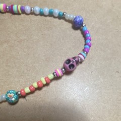 Multicolor Beaded Stretch Bracelet No Clasp Plastic Round Beads Skull Theme