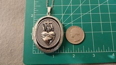 Sacred Heart Locket Necklace Great Gift Family Mother Daughter Birthday