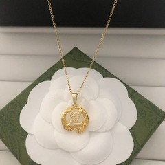 Floral women’s pearl enamel metal necklace (32 Styles)