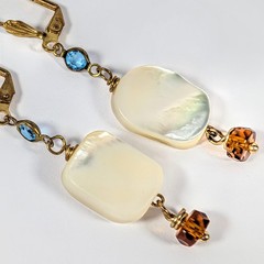 Vtg Swarovski Mother of Pearl Earrings 2.25″ Gold Plated Blue Orange Cut Glass